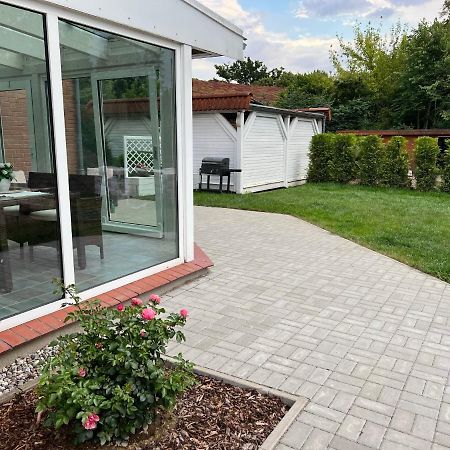 Familienfreundliche Ferienwohnung Mit Wintergarten Badow Dış mekan fotoğraf