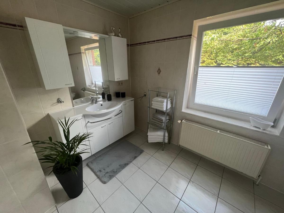 Familienfreundliche Ferienwohnung Mit Wintergarten Badow Dış mekan fotoğraf