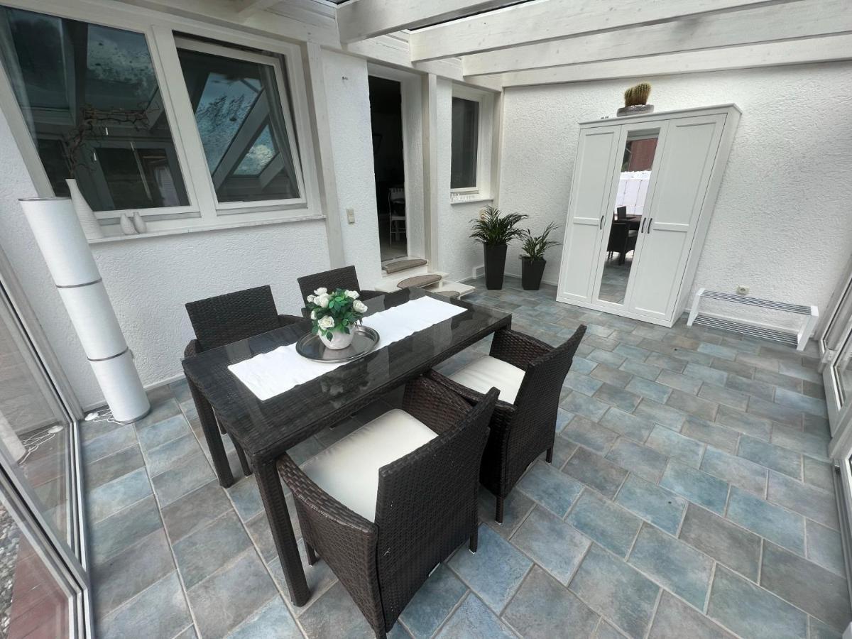 Familienfreundliche Ferienwohnung Mit Wintergarten Badow Dış mekan fotoğraf