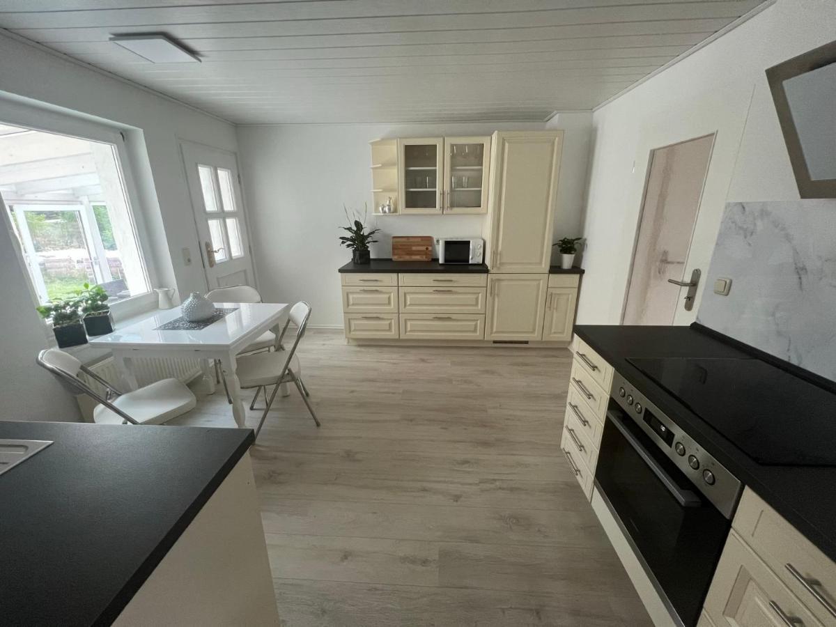 Familienfreundliche Ferienwohnung Mit Wintergarten Badow Dış mekan fotoğraf