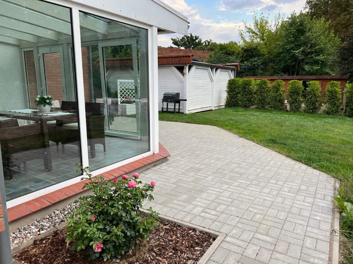 Familienfreundliche Ferienwohnung Mit Wintergarten Badow Dış mekan fotoğraf